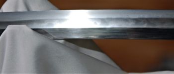 Pavel Bolf - Katana in the style of the Nambokucho period. Blade detail.