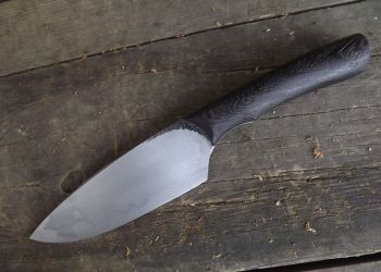 Pavel Bolf - Folded steel and oroshigane steel knives