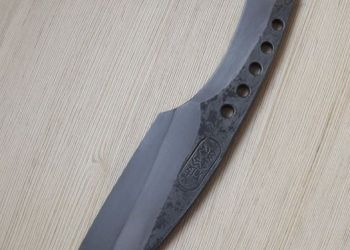Pavel Bolf - knife made of non-folded steel sunobe