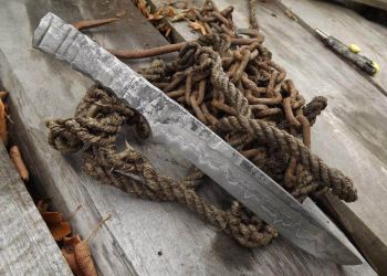 Pavel Bolf - damascus steel knife