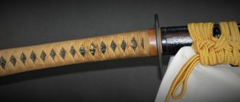 Pavel Bolf - Katana in uchigatana koshirae in Nambokucho style of Gassan school, Tsuka