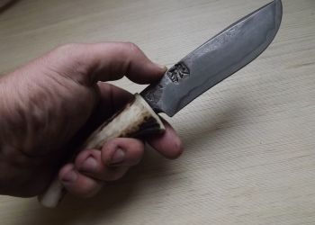 Pavel Bolf - Folded steel and oroshigane steel knives