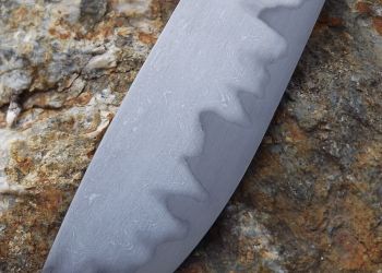 Pavel Bolf - Folded steel and oroshigane steel knives