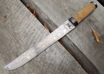 Pavel Bolf - damascus steel knife