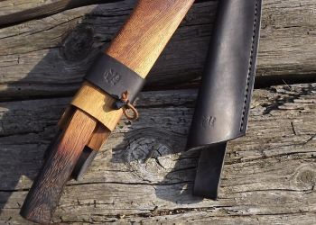 Pavel Bolf - Folded steel and oroshigane steel knives