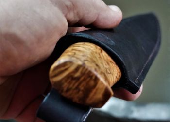 Folded steel and oroshigane steel knives 