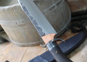 Pavel Bolf nůž z nepřekládané oceli sunobe