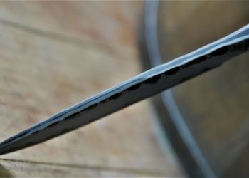 Folded steel and oroshigane steel knives 