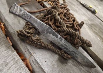 Pavel Bolf - damascus steel knife