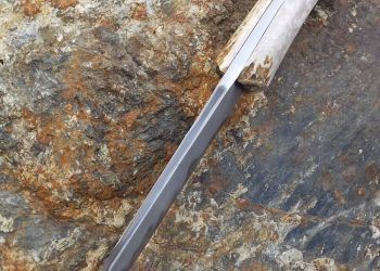 Pavel Bolf - Folded steel and oroshigane steel knives