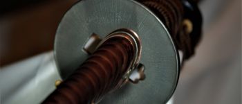 Pavel Bolf - Katana in the style of the Nambokucho period. Tsuba.