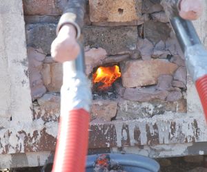 Tavba tamahagane v březnu 2022 v Pálovicích u Pavla Bolfa