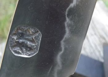 Pavel Bolf - Folded steel and oroshigane steel knives