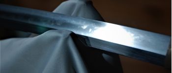 Pavel Bolf - Katana in the style of the Nambokucho period. Blade detail.