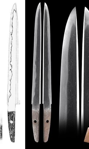 Tanto hira zukuri, yoroi doshi, designed to stab through armor. These blades were short, almost equilateral triangular in cross-section. They were made in the Muromachi period Note the lowering of the tip (uchi sori).