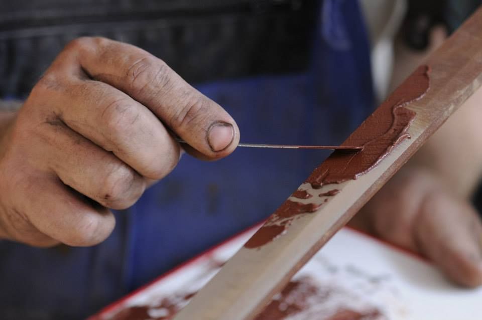 Application of hardening paste