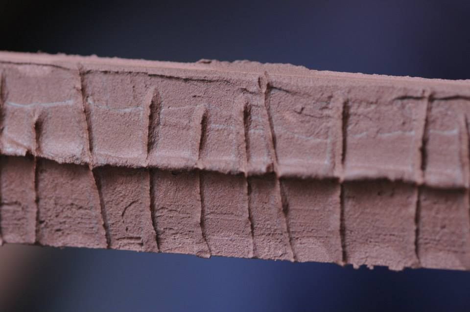 Application of hardening paste