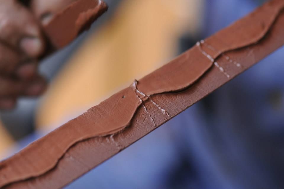 Application of hardening paste