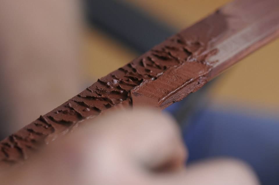 Application of hardening paste