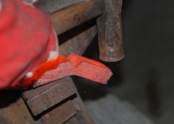 Pavel Bolf, small photo gallery of tanto forging