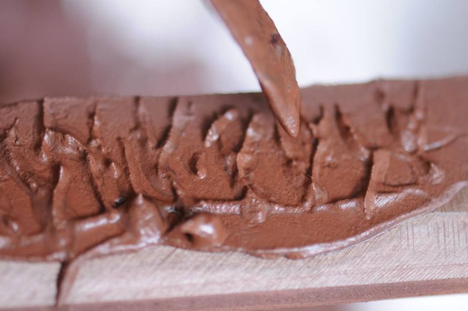 Application of hardening paste