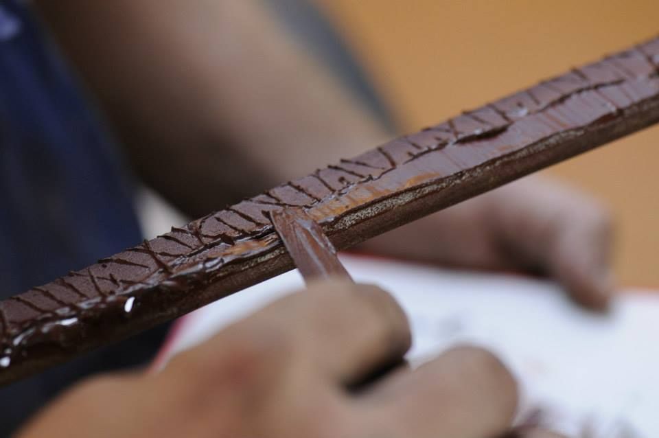 Application of hardening paste