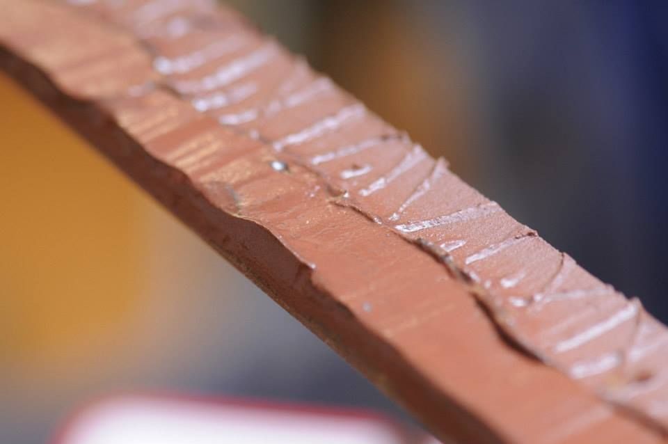 Application of hardening paste