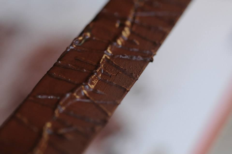 Application of hardening paste